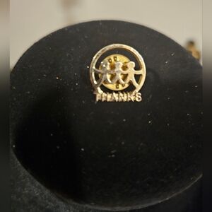 Vintage united way children holding hands pin